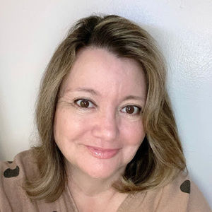 Meet your Posher, Leanne